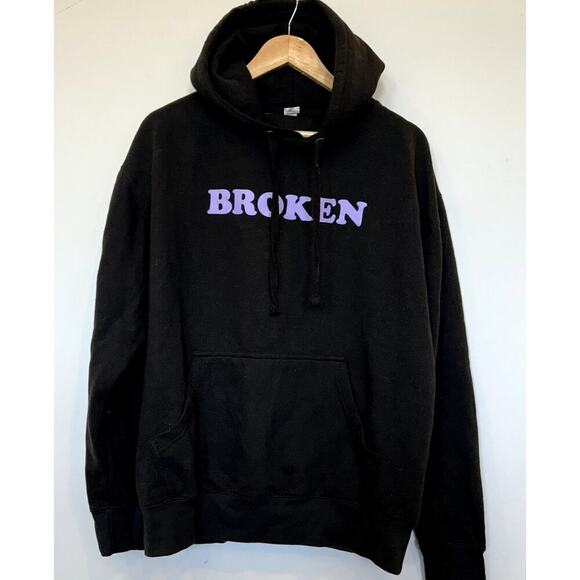 "BROKEN" Graphic Hoodie Sz L - Picture 1 of 4